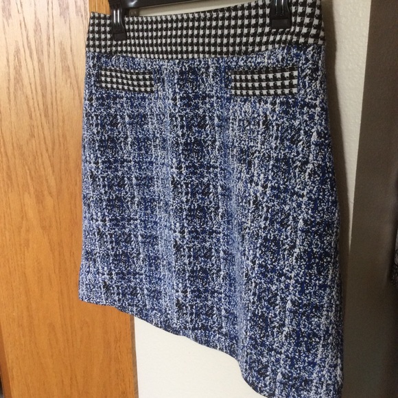 Cabi Side-Zip Skirt, Sz 6 - Picture 9 of 16